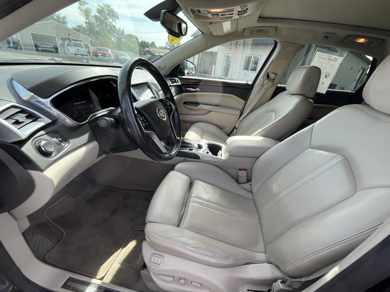 Cadillac SRX Luxury Collection 2013