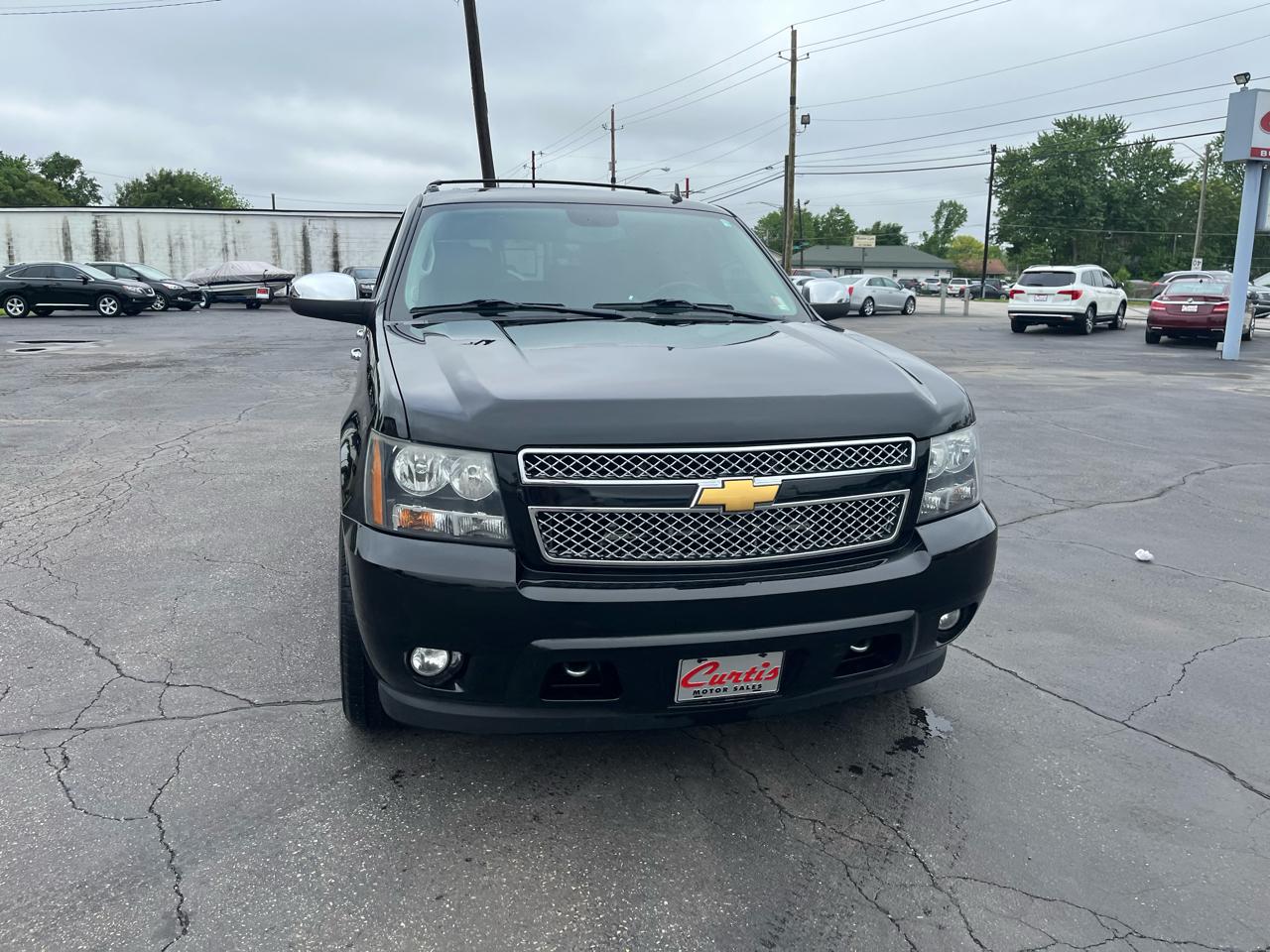 Chevrolet Tahoe LTZ 4WD 2012