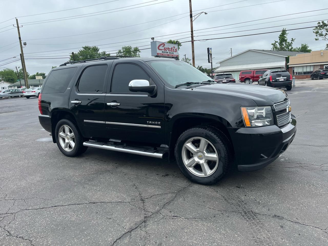 Chevrolet Tahoe LTZ 4WD 2012