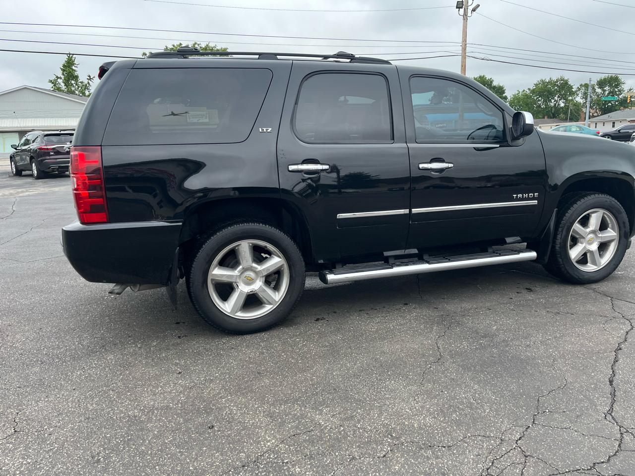 Chevrolet Tahoe LTZ 4WD 2012