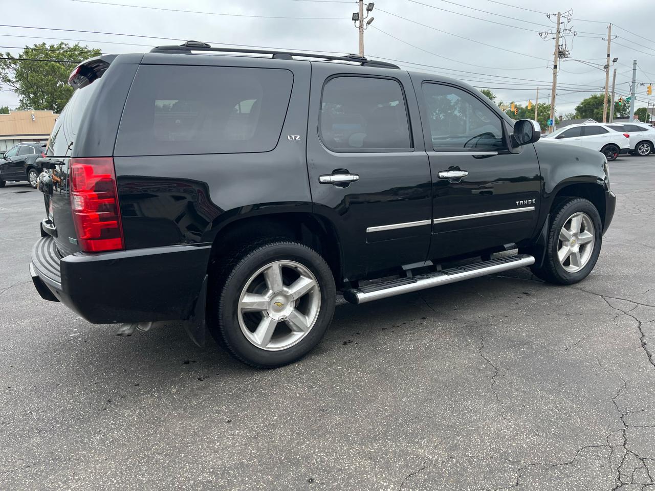 Chevrolet Tahoe LTZ 4WD 2012