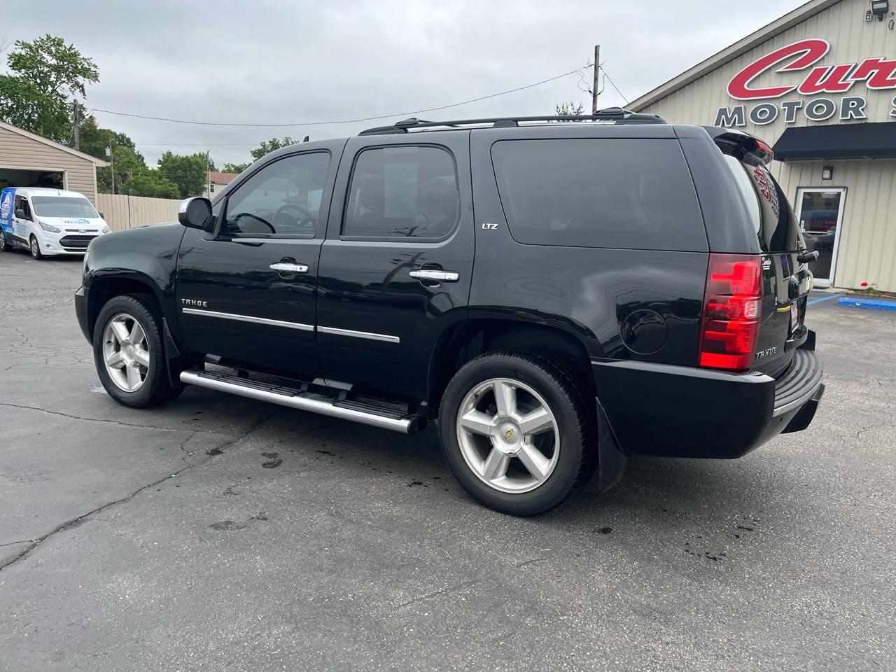 Chevrolet Tahoe LTZ 4WD 2012