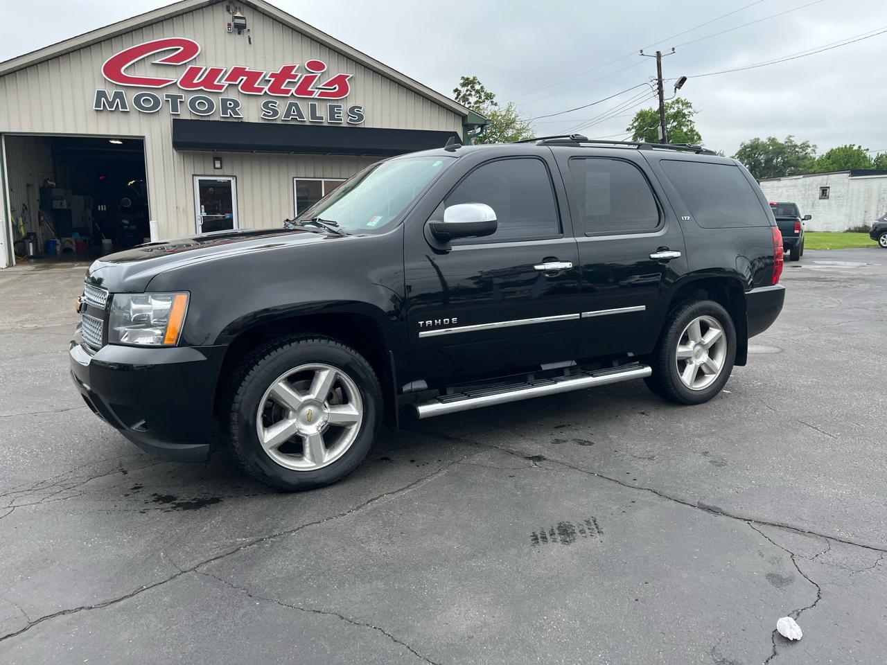Chevrolet Tahoe LTZ 4WD 2012