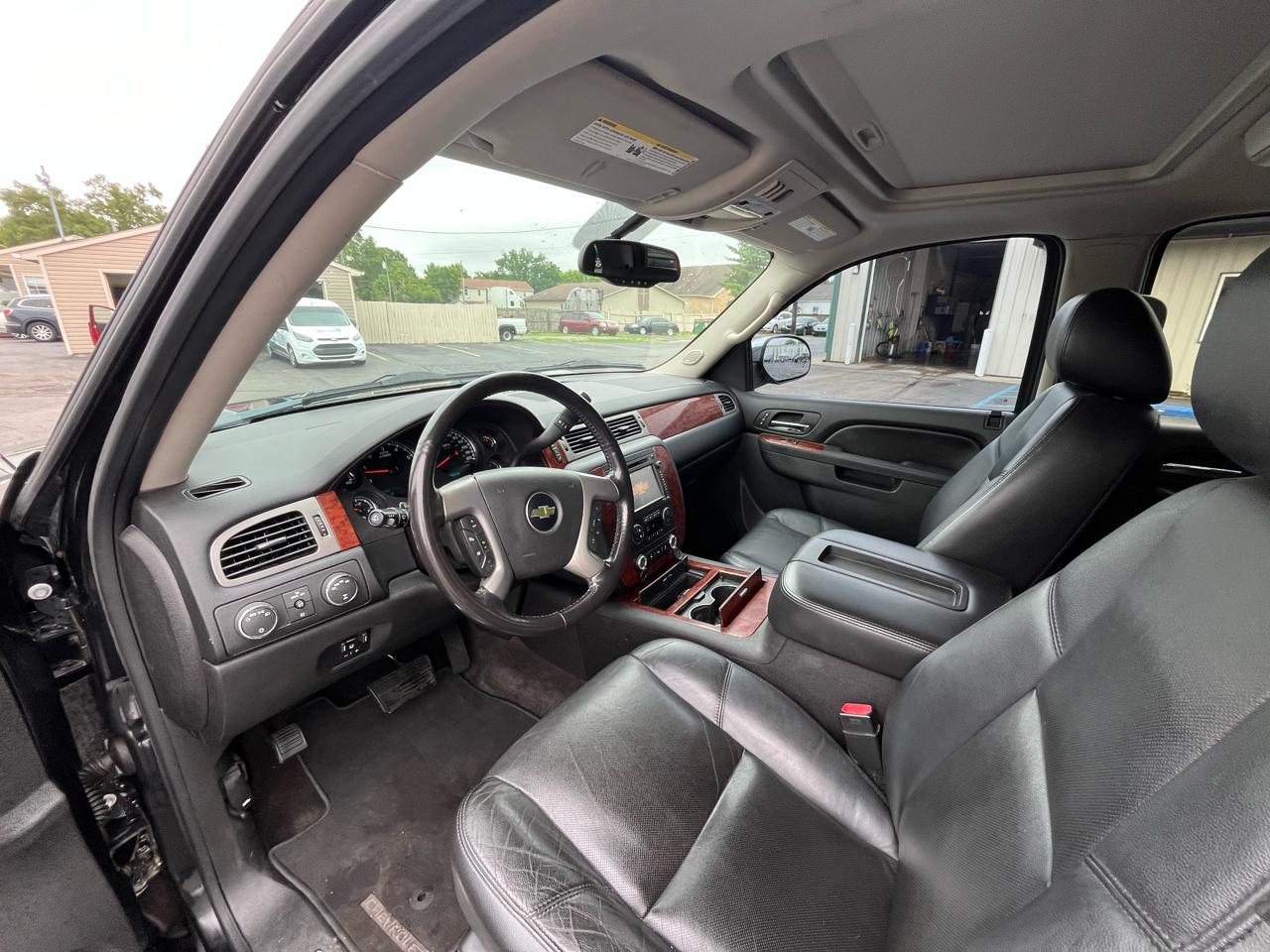 Chevrolet Tahoe LTZ 4WD 2012