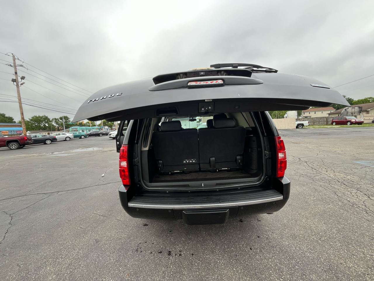 Chevrolet Tahoe LTZ 4WD 2012