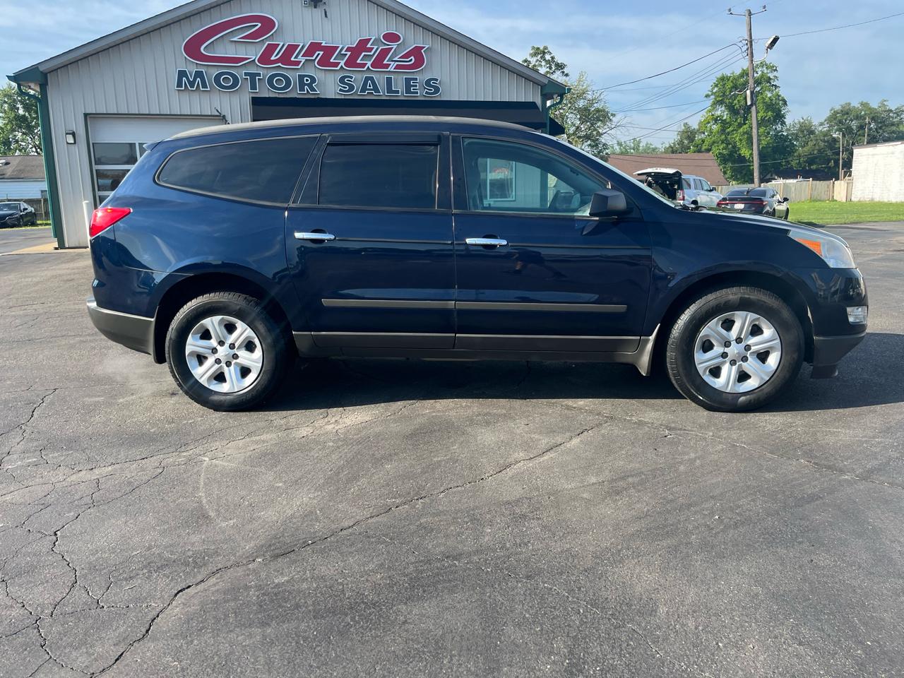 Chevrolet Traverse LS AWD w/PDC 2011