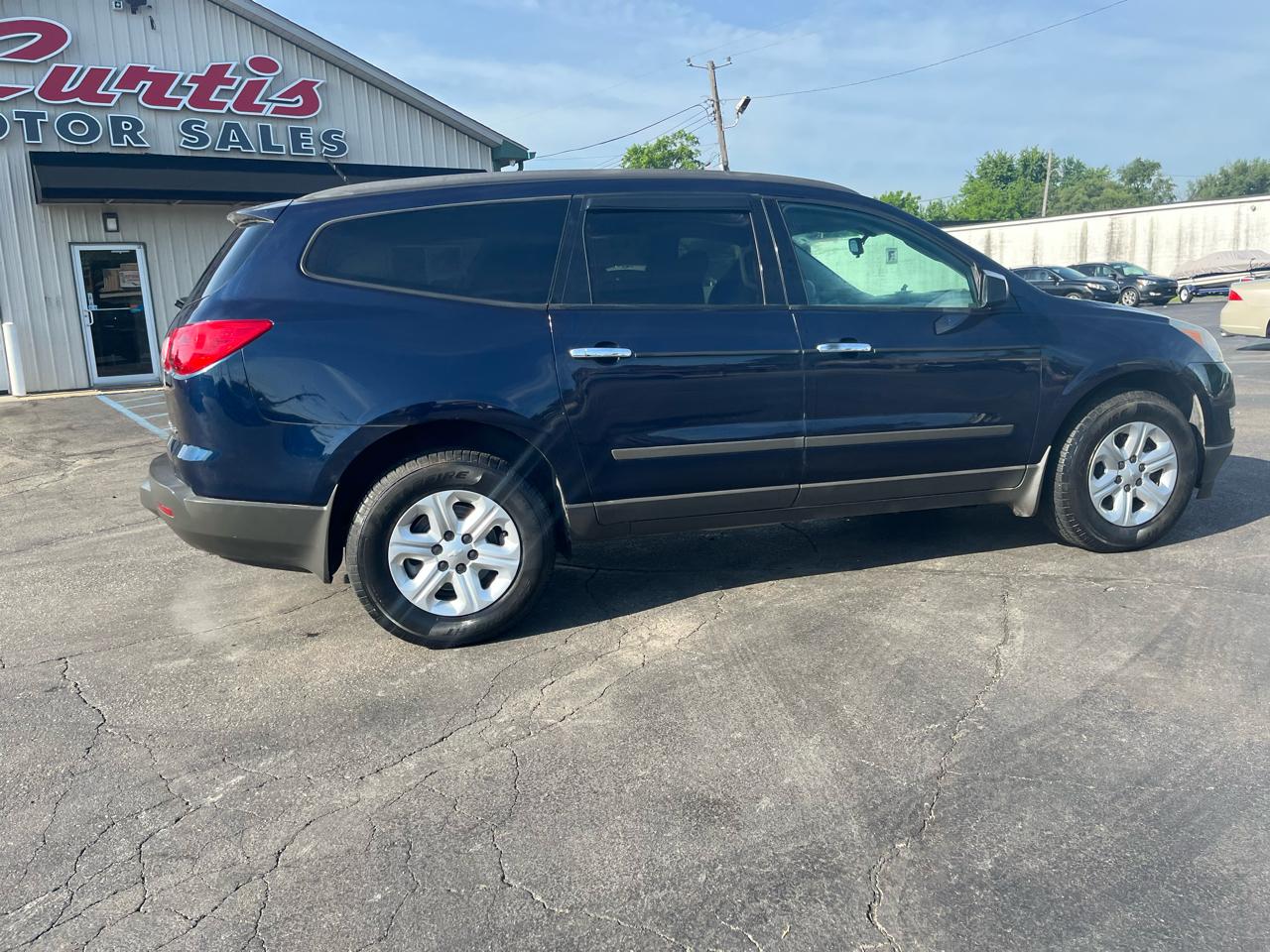 Chevrolet Traverse LS AWD w/PDC 2011