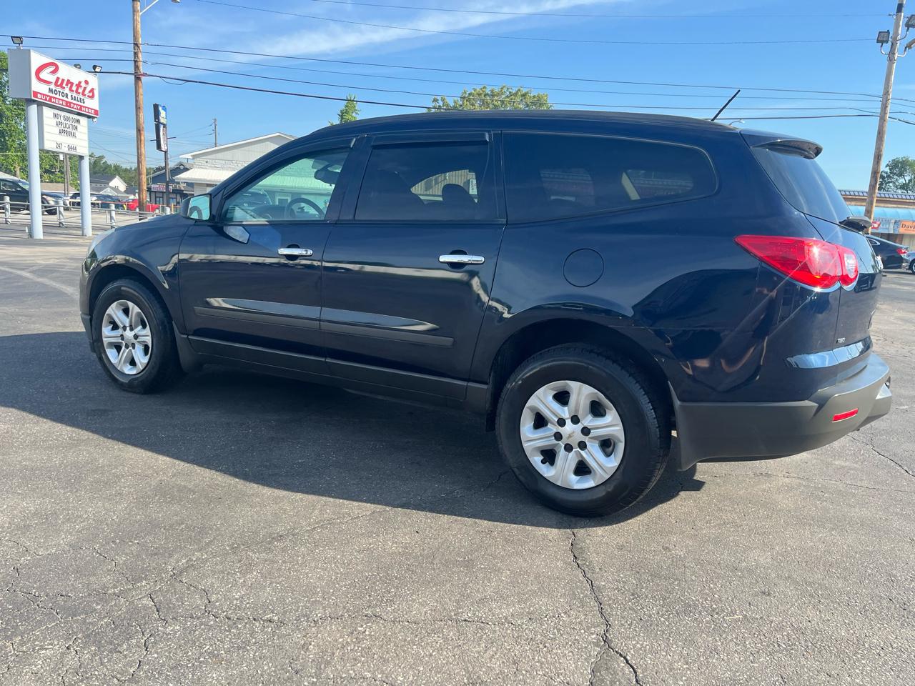 Chevrolet Traverse LS AWD w/PDC 2011