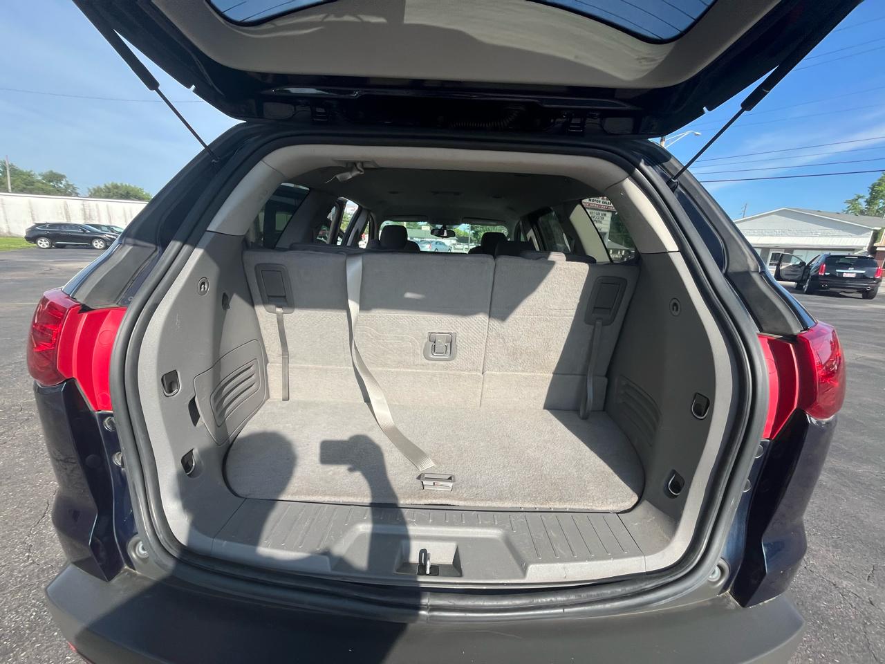 Chevrolet Traverse LS AWD w/PDC 2011
