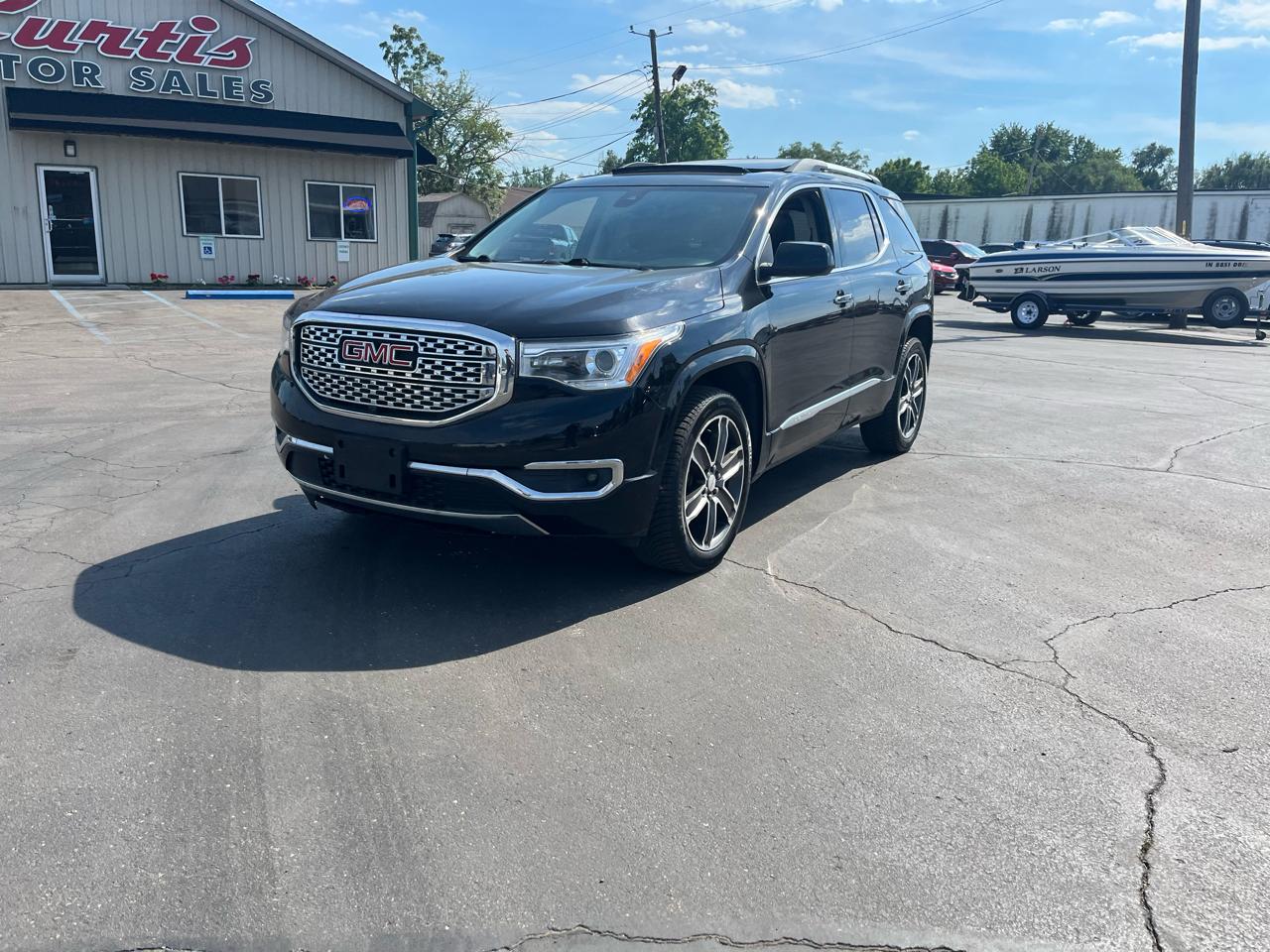 GMC Acadia Denali AWD 2018