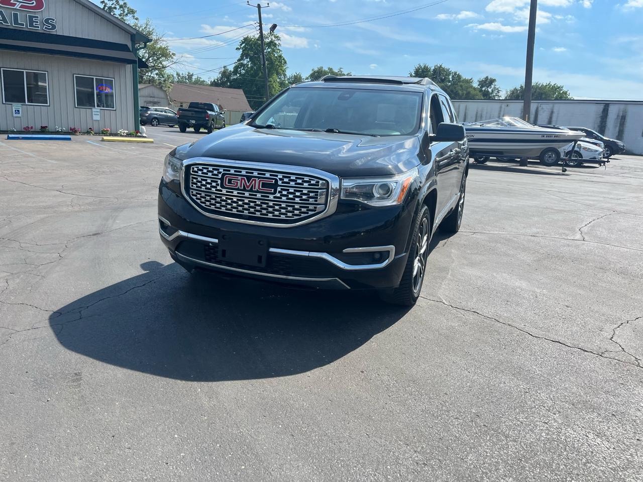 GMC Acadia Denali AWD 2018