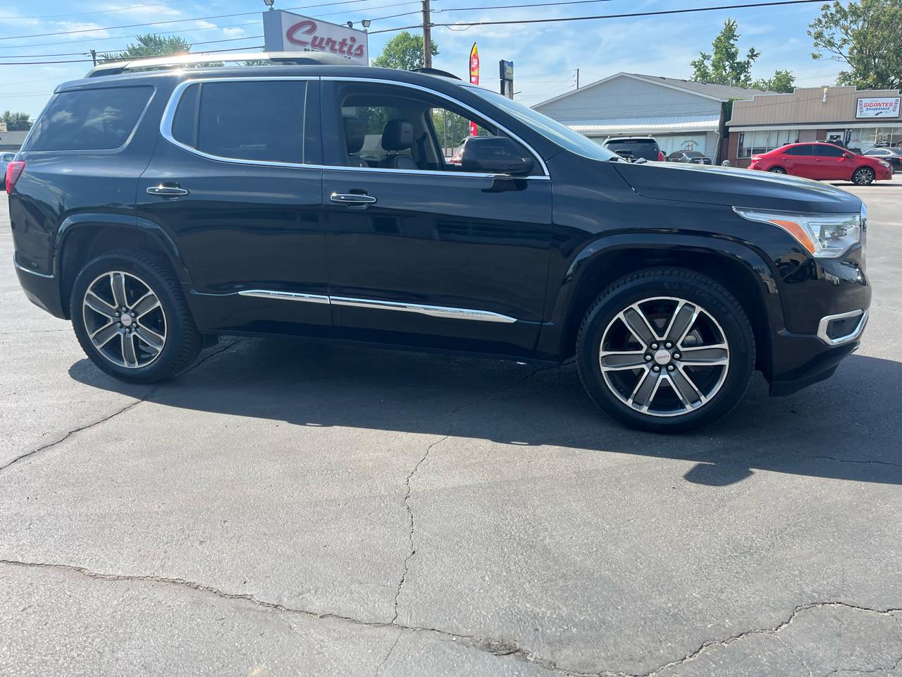 GMC Acadia Denali AWD 2018