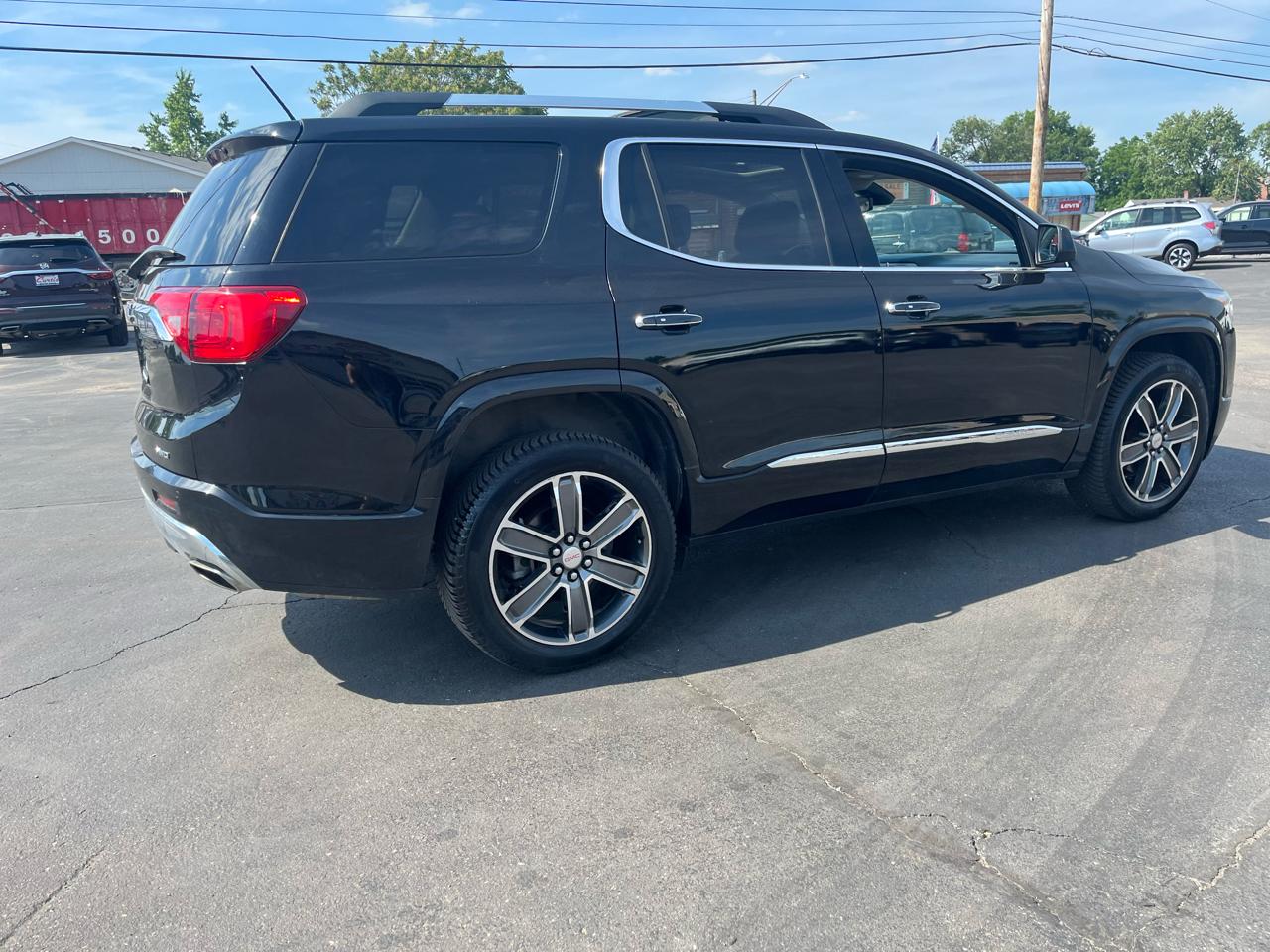 GMC Acadia Denali AWD 2018