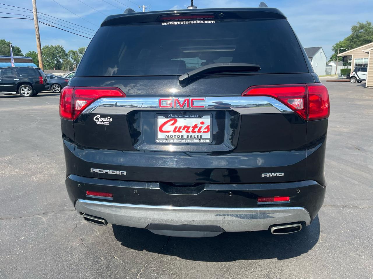 GMC Acadia Denali AWD 2018