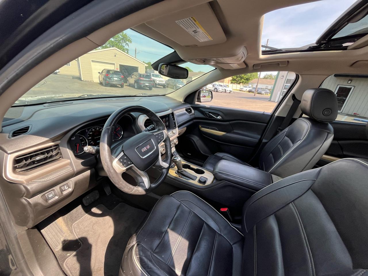 GMC Acadia Denali AWD 2018