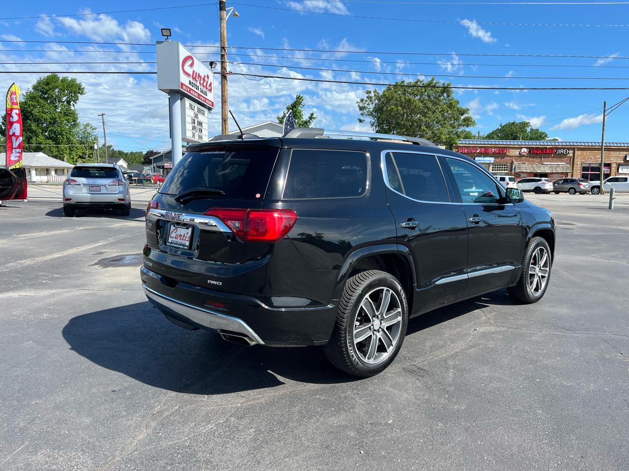 GMC Acadia Denali AWD 2018