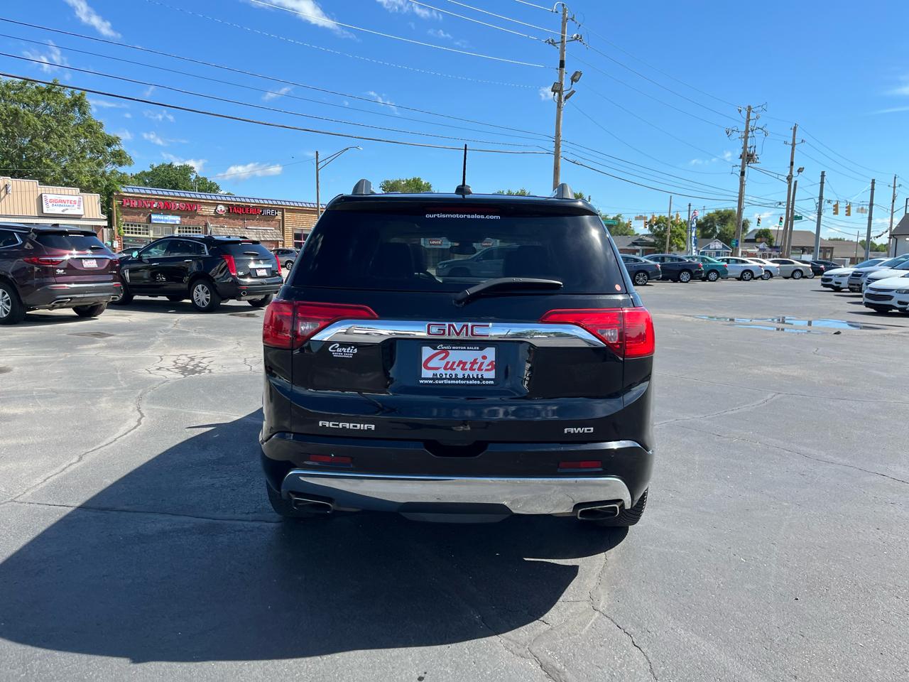 GMC Acadia Denali AWD 2018