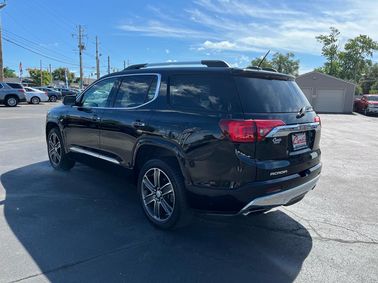 GMC Acadia Denali AWD 2018