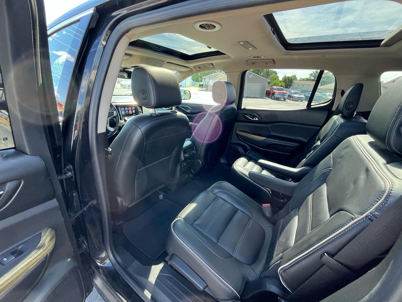 GMC Acadia Denali AWD 2018