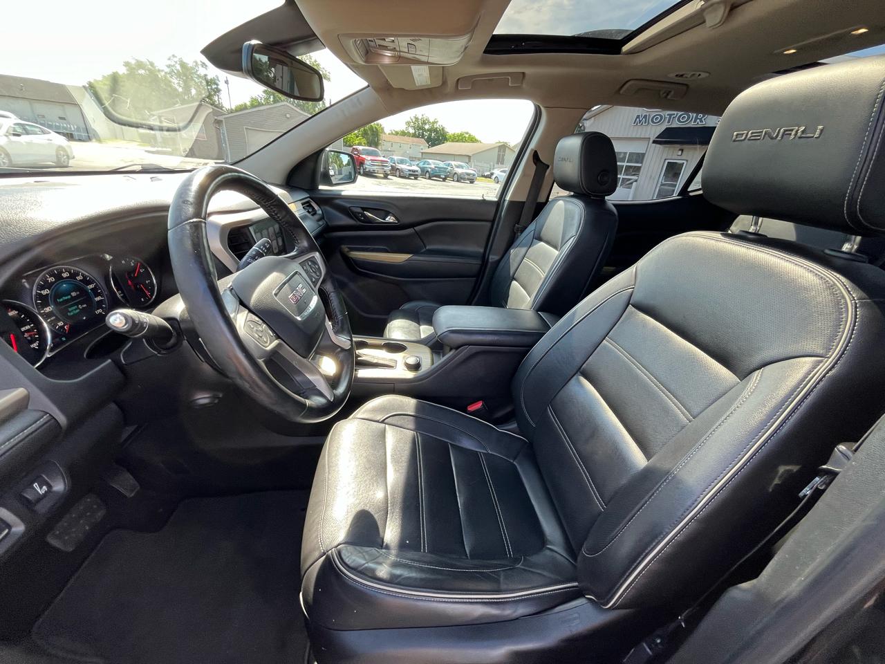 GMC Acadia Denali AWD 2018