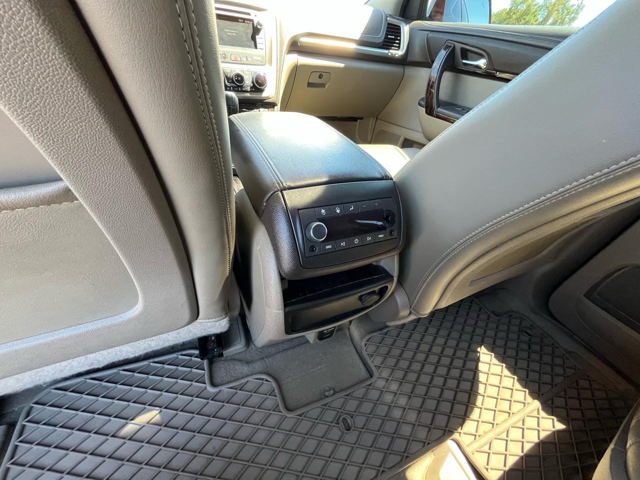 GMC Acadia Denali AWD 2015