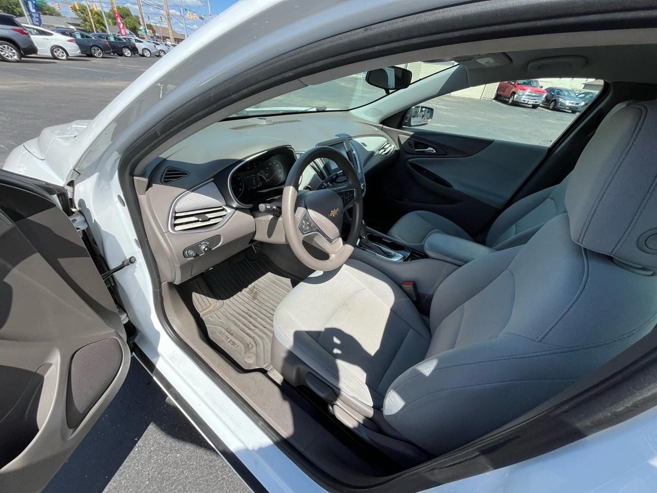Chevrolet Malibu LS 2017
