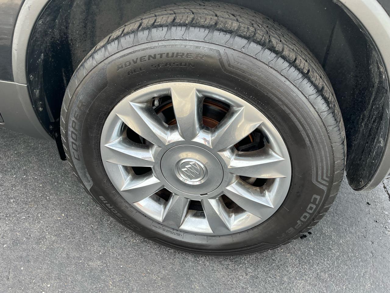 Buick Enclave Leather AWD 2012