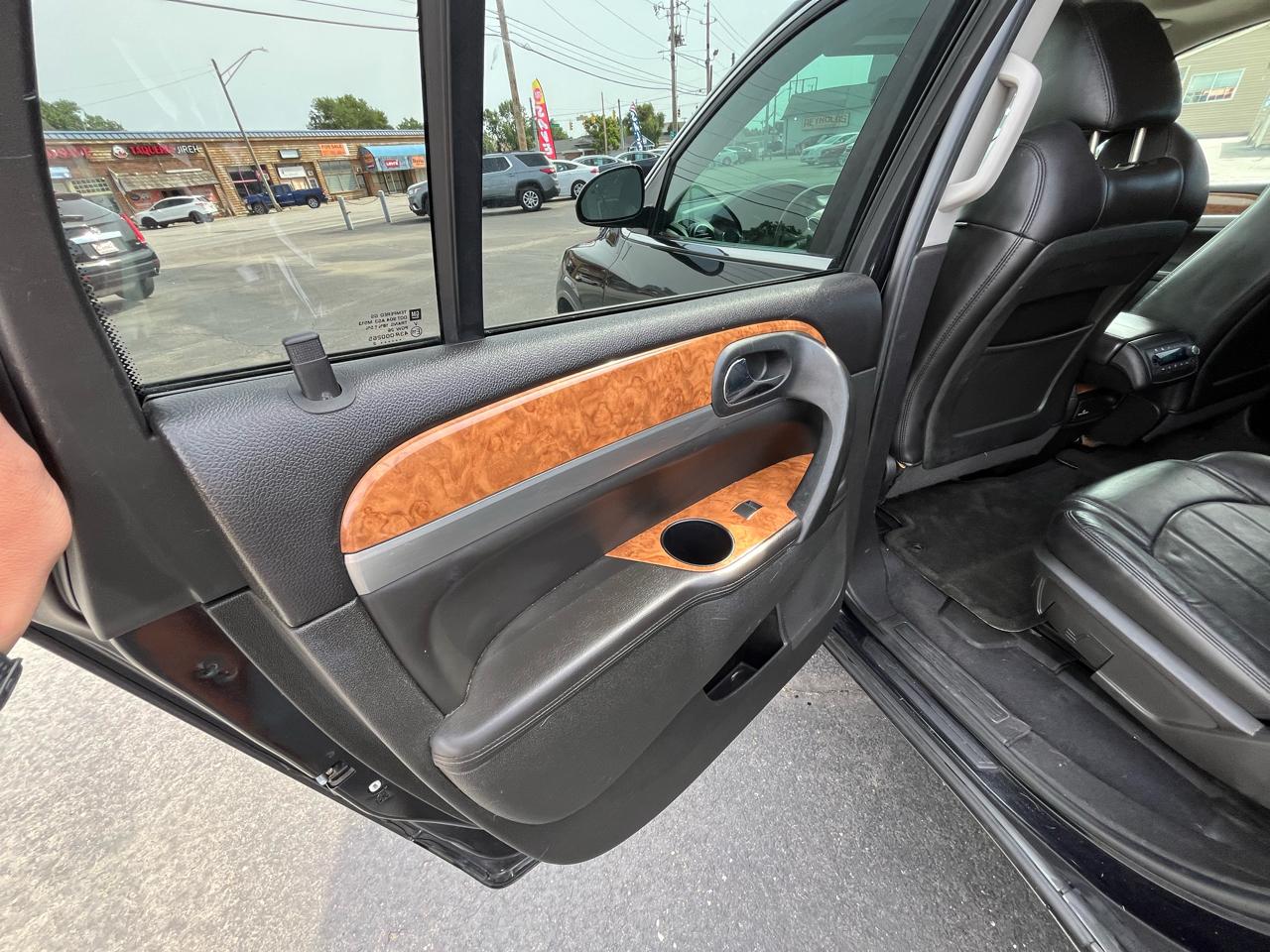 Buick Enclave Leather AWD 2012