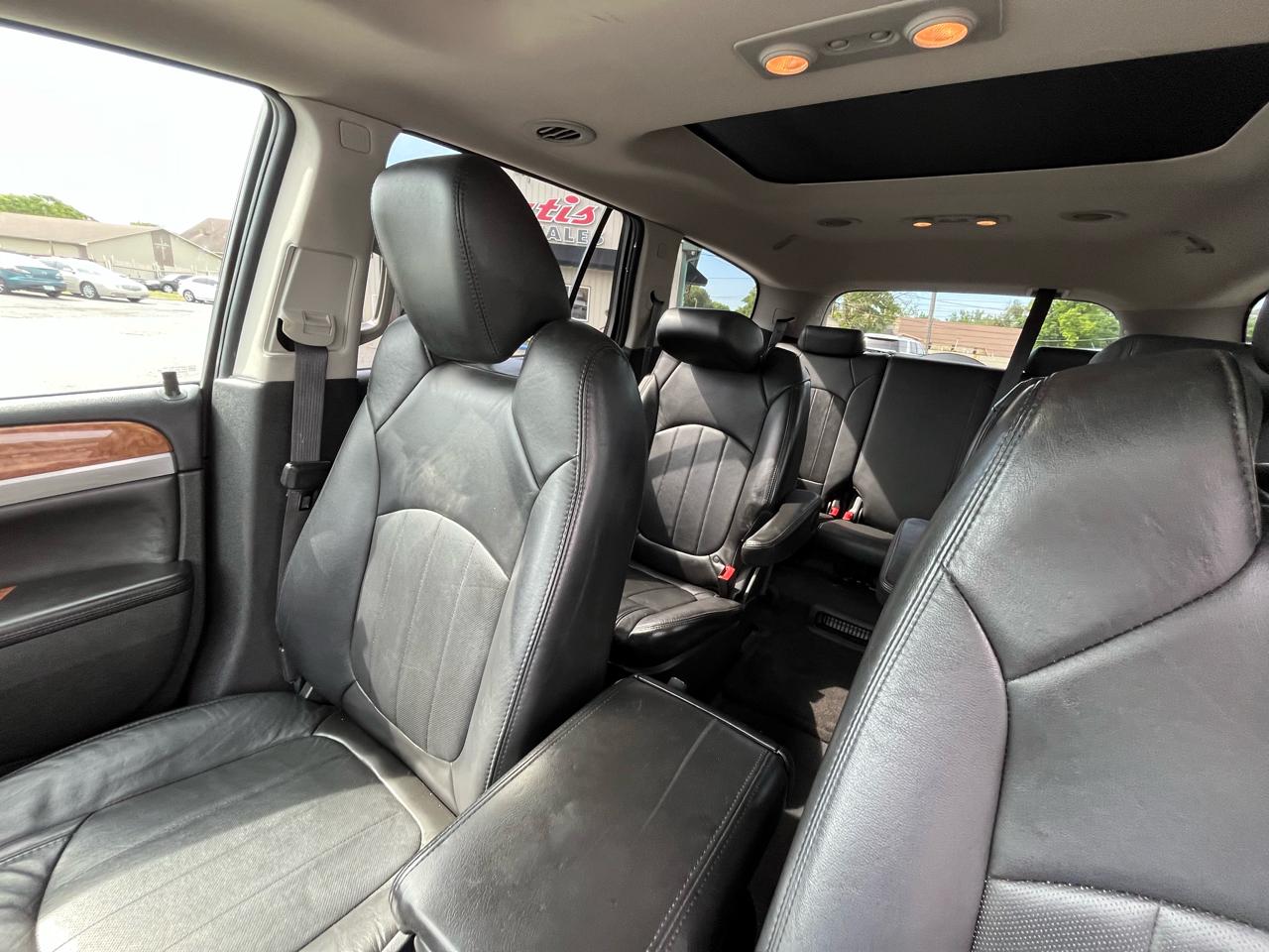 Buick Enclave Leather AWD 2012