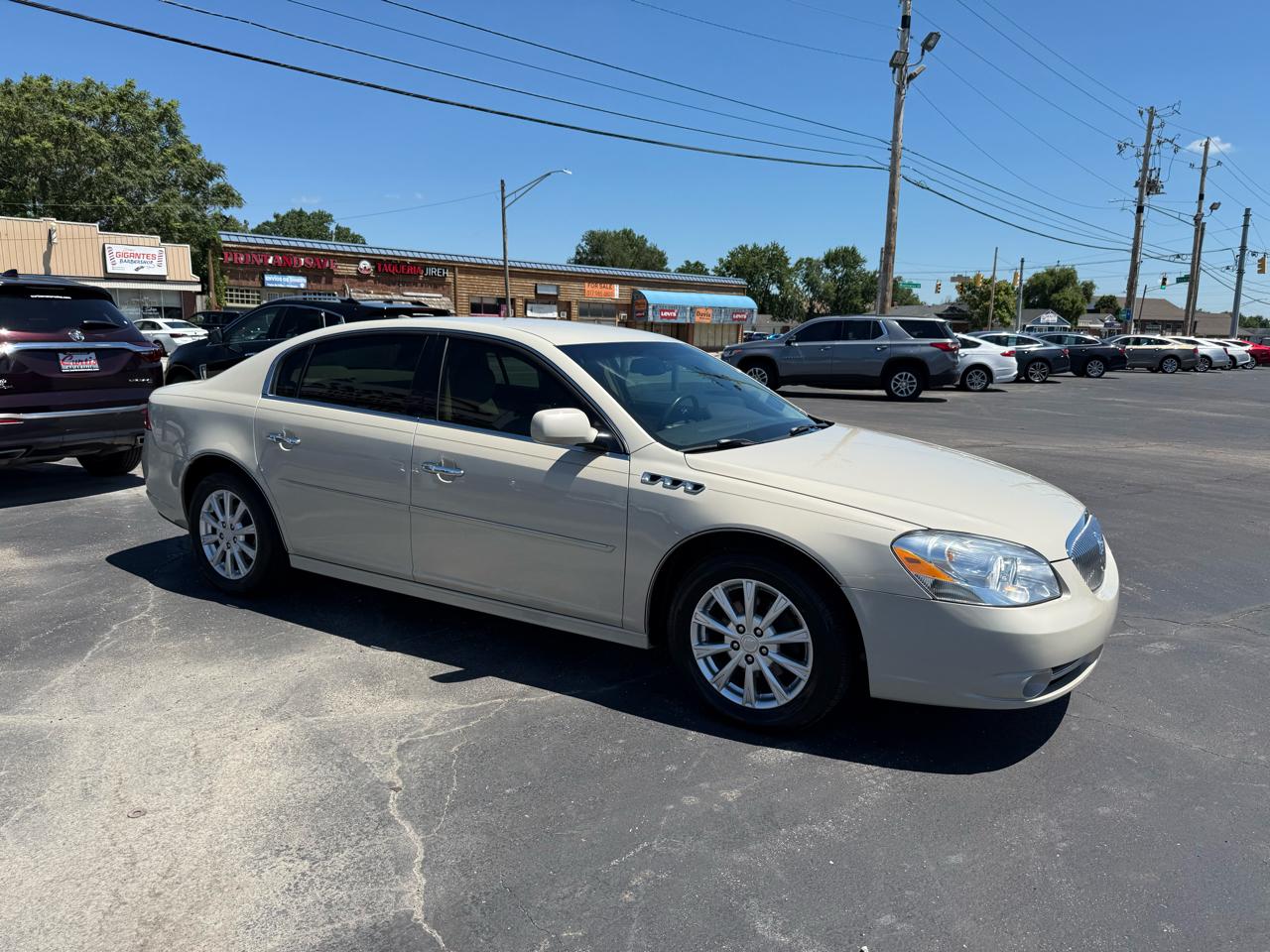 Buick Lucerne CXL 2010