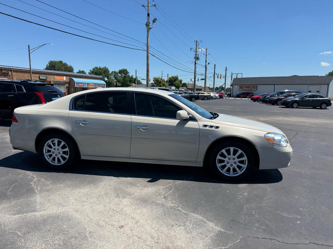 Buick Lucerne CXL 2010