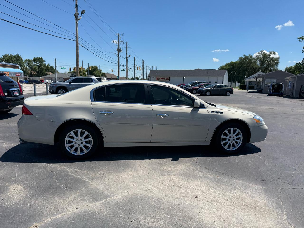 Buick Lucerne CXL 2010