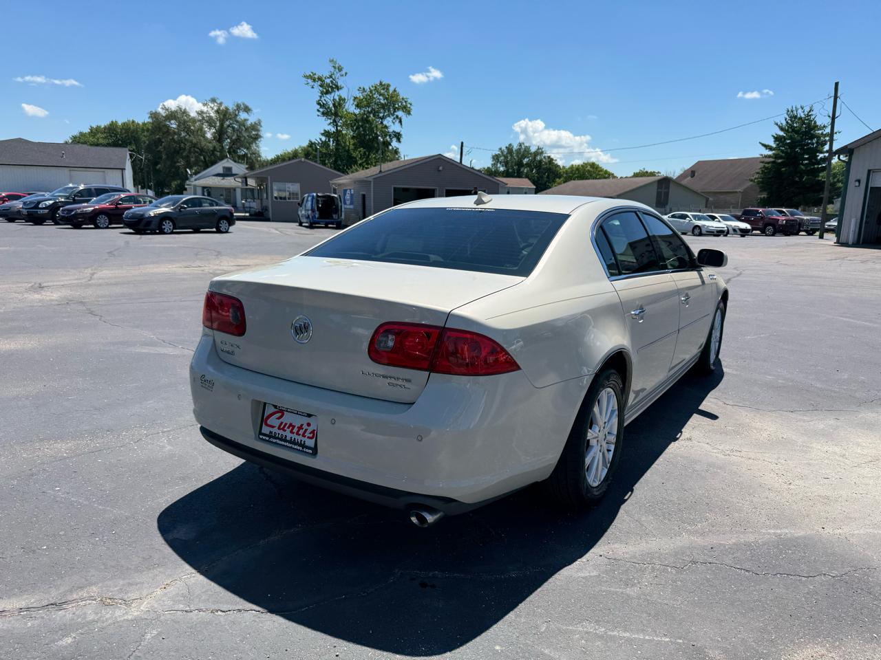Buick Lucerne CXL 2010