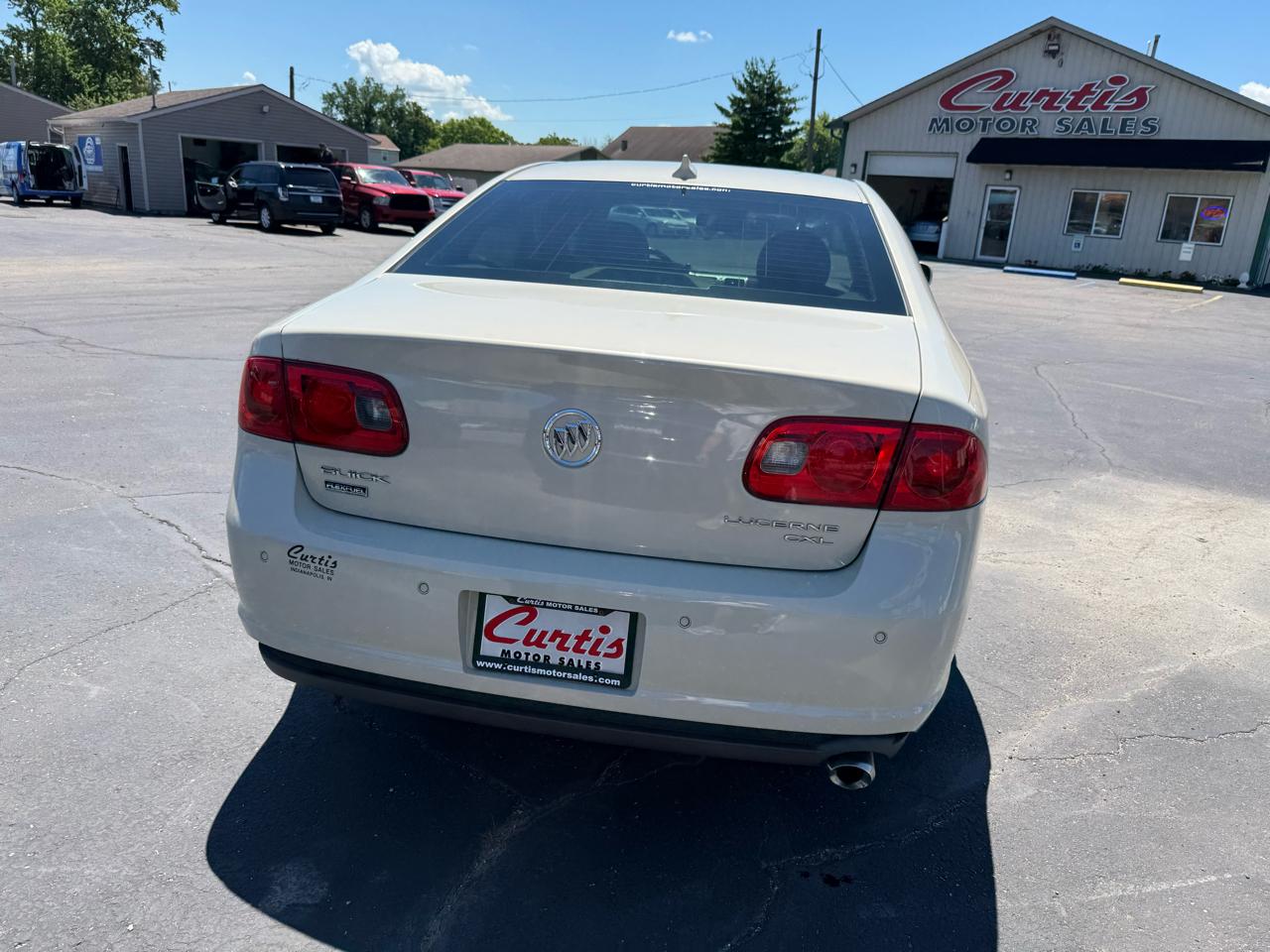 Buick Lucerne CXL 2010