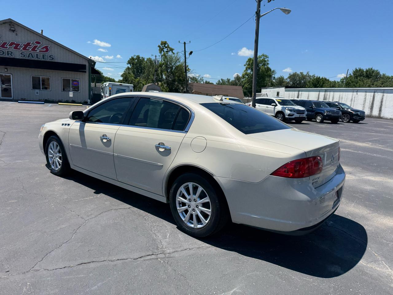 Buick Lucerne CXL 2010