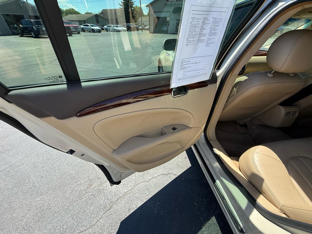 Buick Lucerne CXL 2010