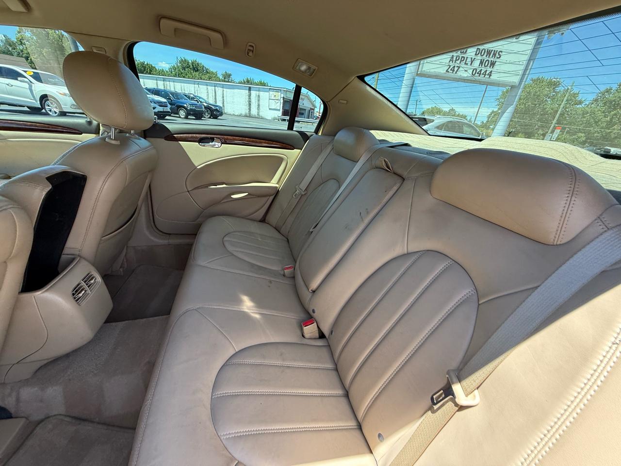 Buick Lucerne CXL 2010