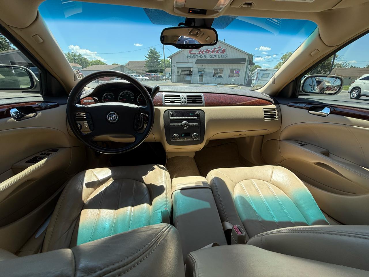 Buick Lucerne CXL 2010