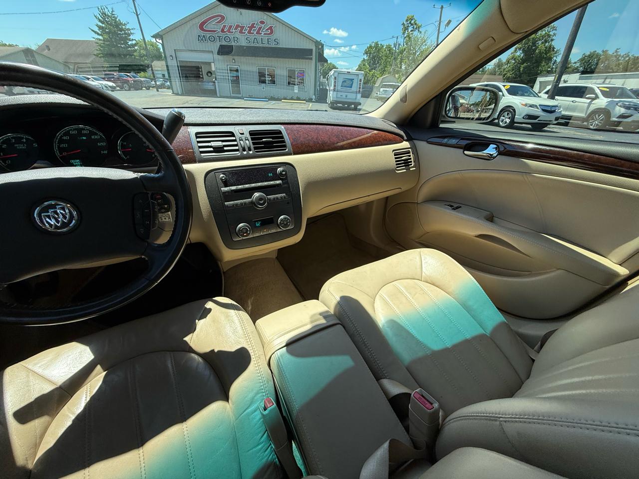 Buick Lucerne CXL 2010