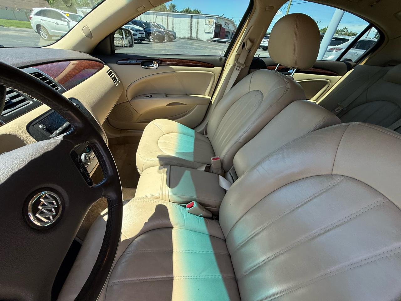 Buick Lucerne CXL 2010