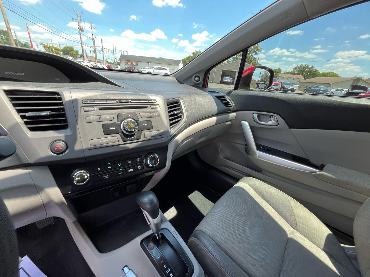 Honda Civic EX Coupe 5-Speed AT 2012