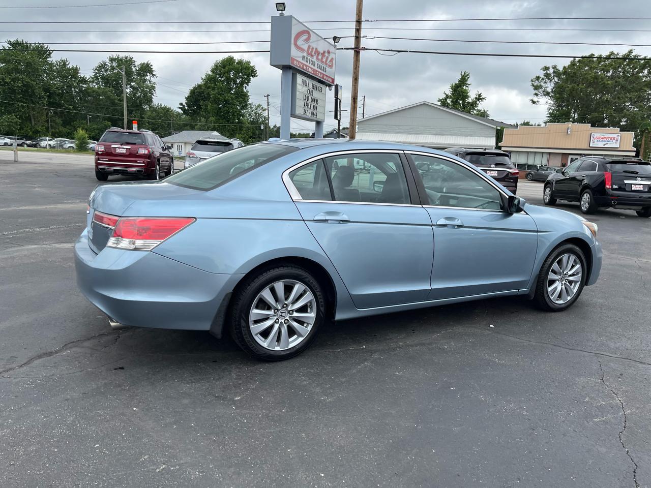 Honda Accord EX-L Sedan AT 2011
