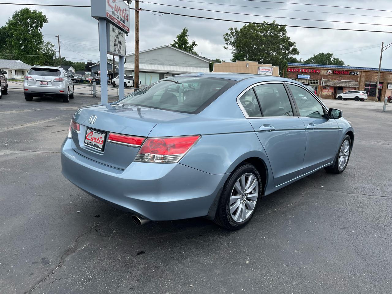 Honda Accord EX-L Sedan AT 2011