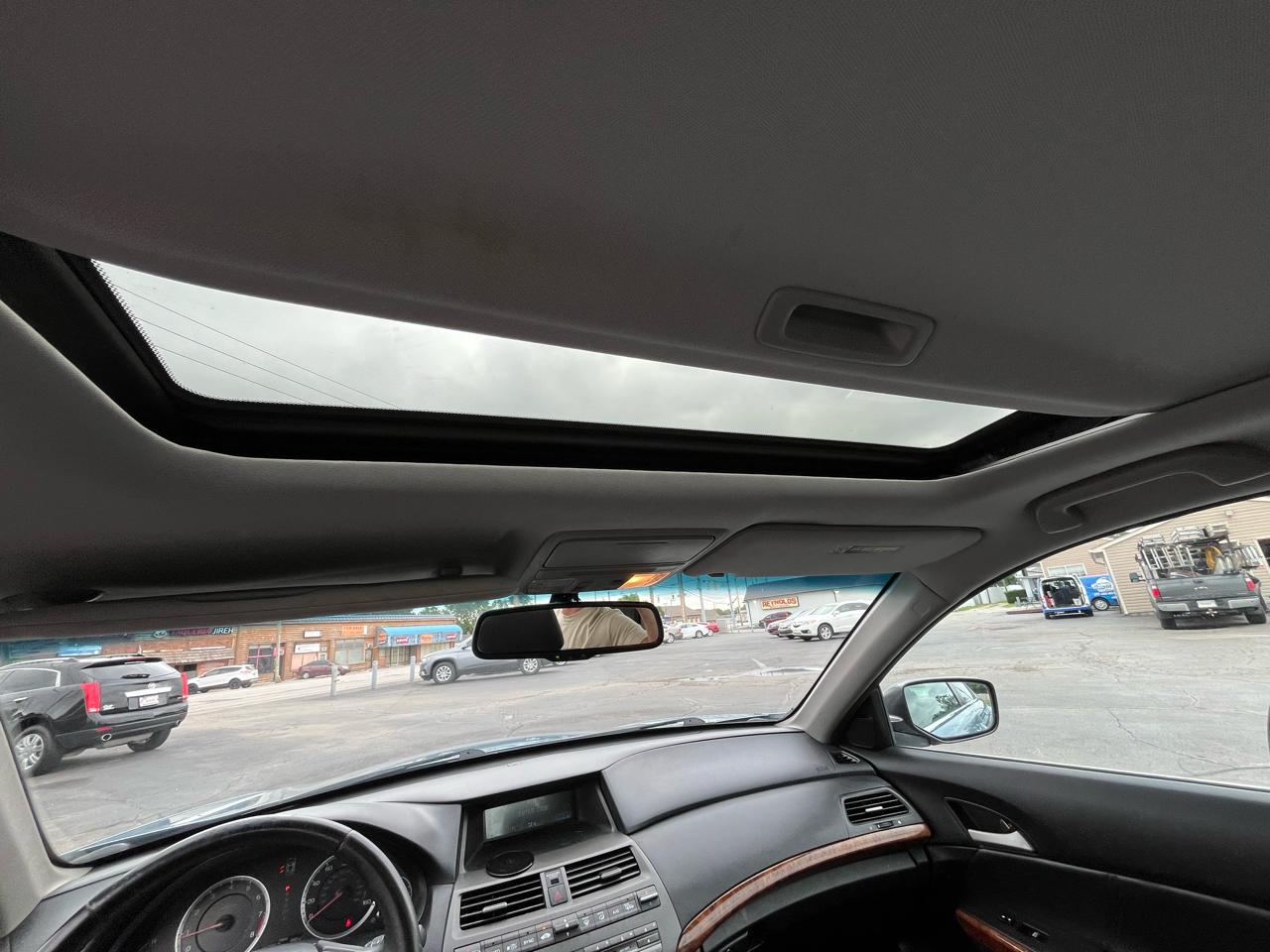 Honda Accord EX-L Sedan AT 2011