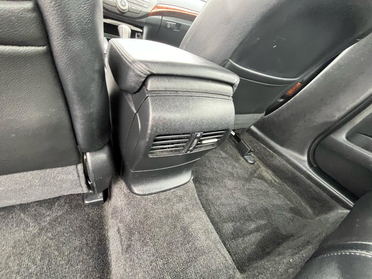 Honda Accord EX-L Sedan AT 2011