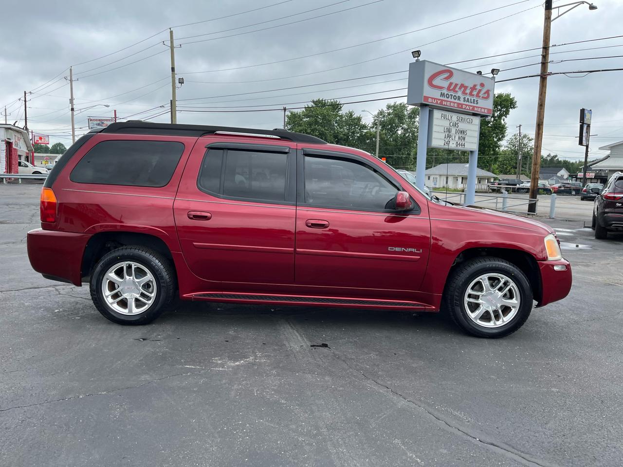 GMC Envoy XL Denali 4WD 2006