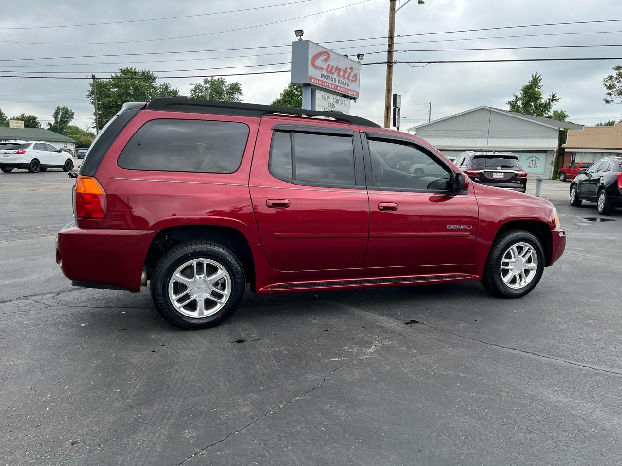 GMC Envoy XL Denali 4WD 2006
