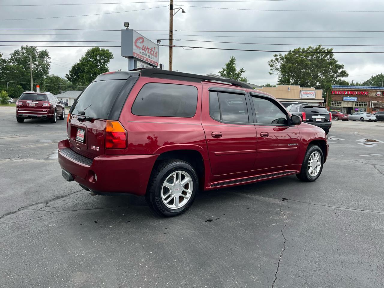 GMC Envoy XL Denali 4WD 2006