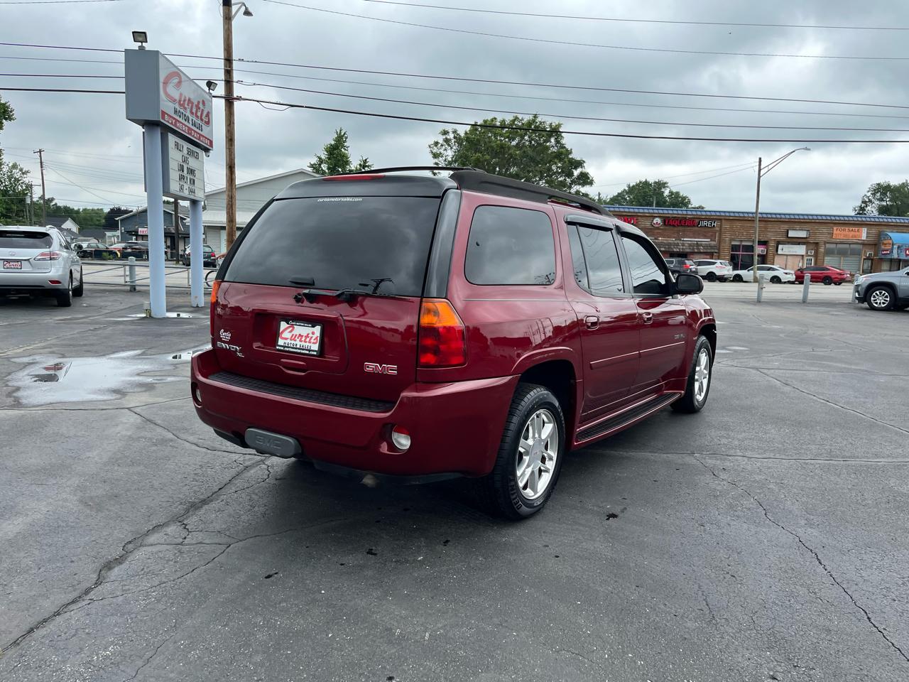 GMC Envoy XL Denali 4WD 2006