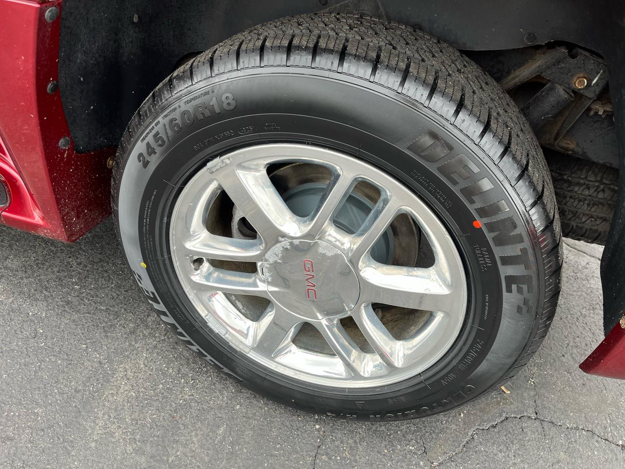 GMC Envoy XL Denali 4WD 2006